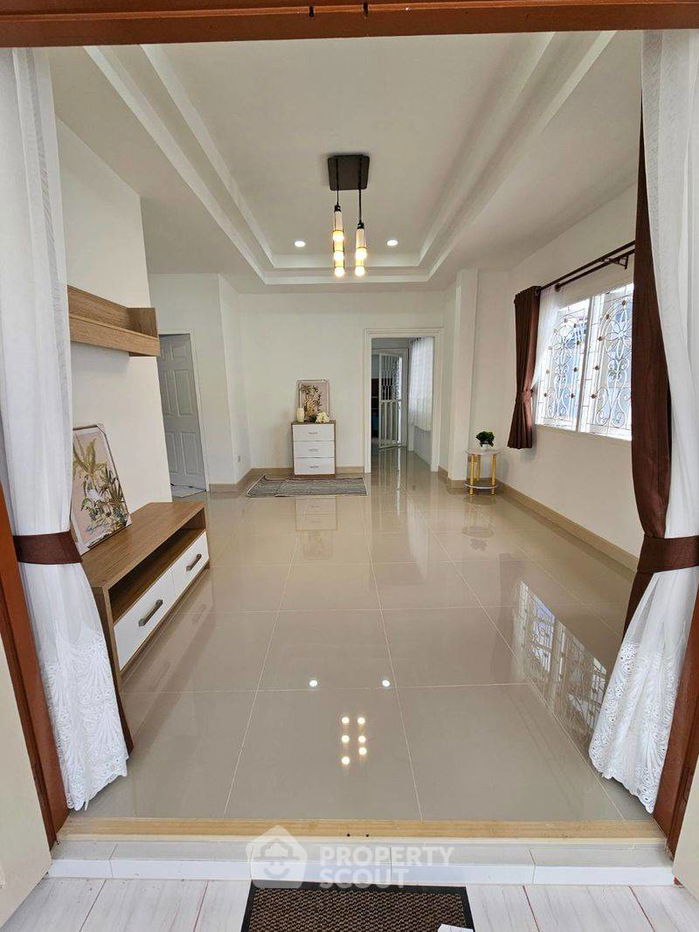 รูป บ้าน 2-ห้องนอน ใน สัตหีบ (ID 2135424) - รูปที่ 3/13