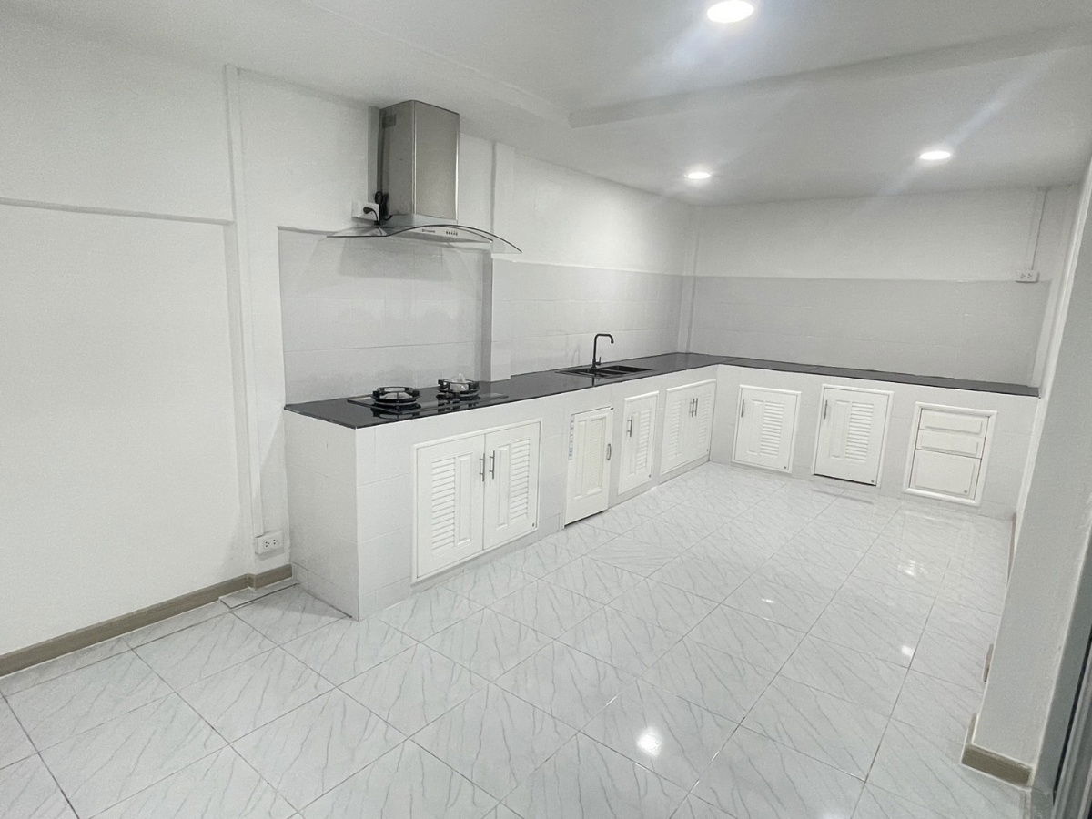 รูป บ้านเดี่ยว 2 ชั้น ซอยพหลโยธิน48 พื้นที่ใช้สอย400 ตรม 74ตรว.ห่างรถไฟฟ้าเพียง950ม. - รูปที่ 6/20