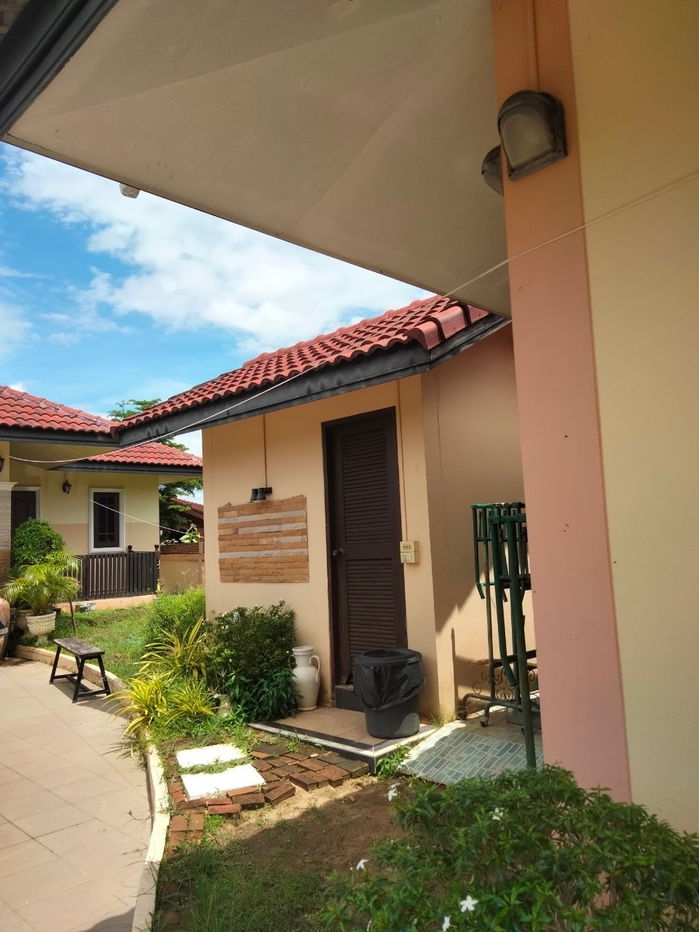 picture House for sale near Doi Saket hospital. Self-built house with strong structure - 4/17