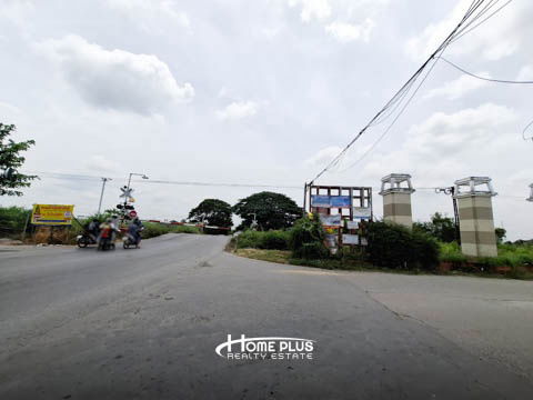 รูป ที่ดินหน้าหมู่บ้านการ์เด้นลากูน่า Lake Garden Home ตำบลคลองหลวงแพ่ง ฉะเชิงเทรา (แปลงมุม) - รูปที่ 3/10