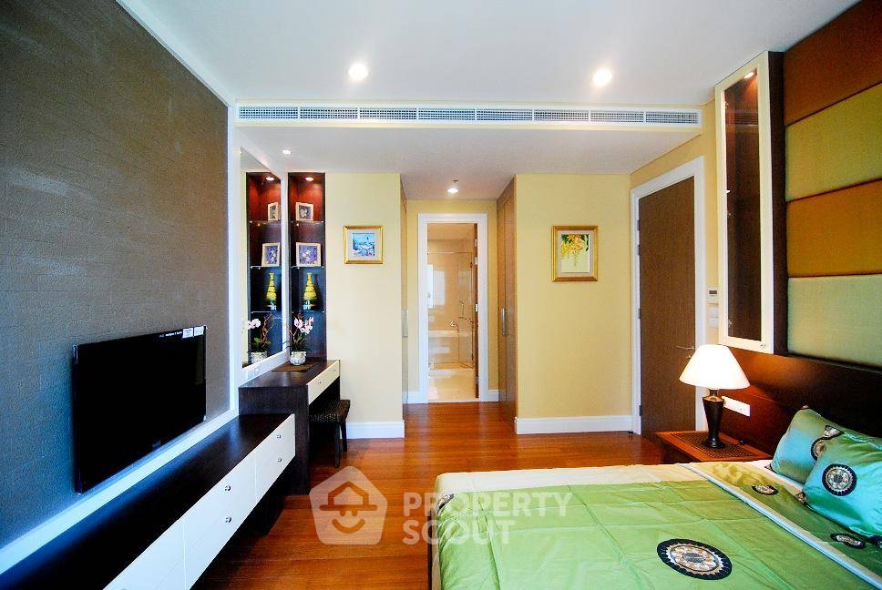 picture 1-BR Condo at Bright Sukhumvit 24 Condominium near BTS Phrom Phong (ID 514316) - 8/8