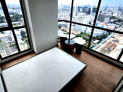 Condos for sale : Park Origin Phayathai【𝐒𝐄𝐋𝐋】🔥 luxury in modern style. Complete with all functions for a comfortable life. 🔥 Contact Line ID: @hacondo