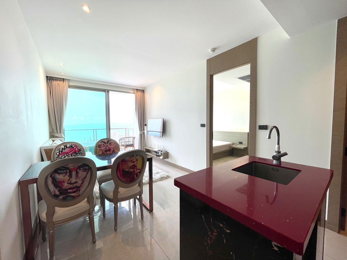 picture For rent The Riviera Ocean Drive Corner room Direct SeaView  - 3/26
