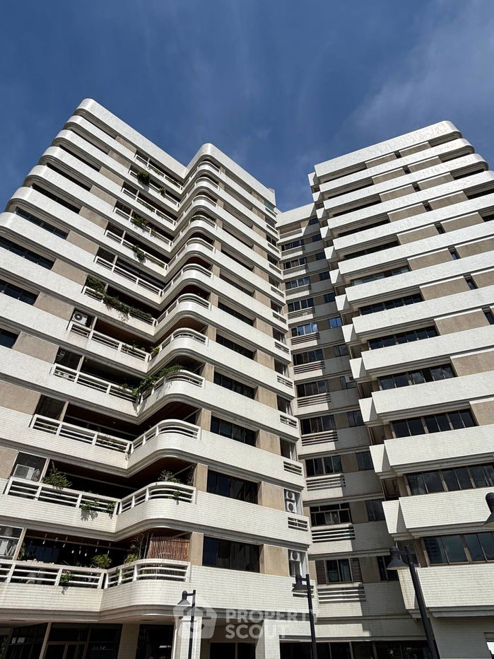 picture 4-BR Condo at Promsuk Condominium near BTS Thong Lor (ID 2307764) - 14/16
