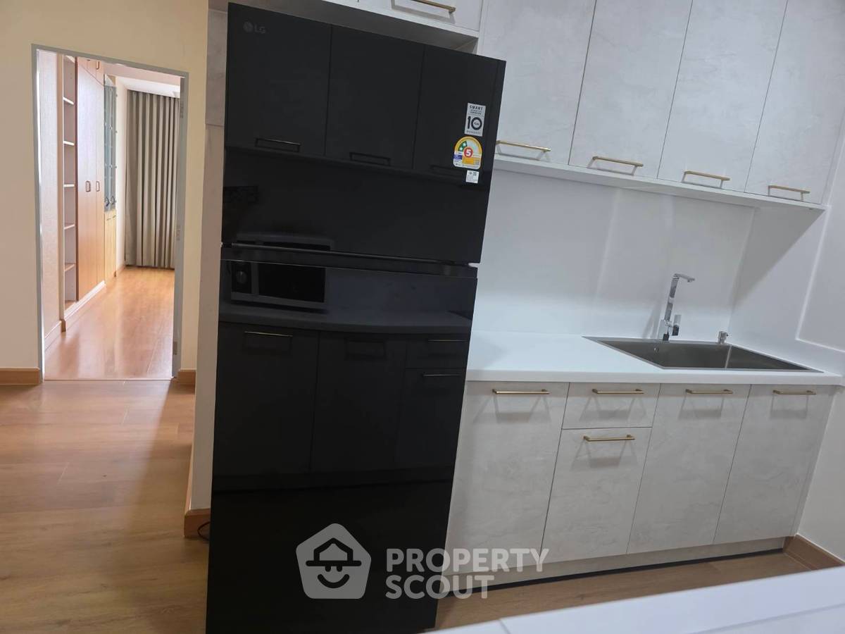 picture 3-BR Condo at The Waterford Diamond Tower Sukhumvit near BTS Phrom Phong (ID 825458) - 2/20