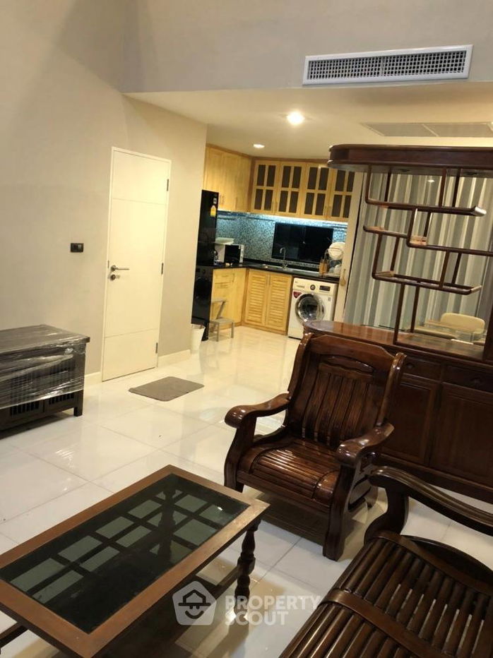 picture 3-BR Townhouse in Talat Bang Khen (ID 1651122) - 4/17