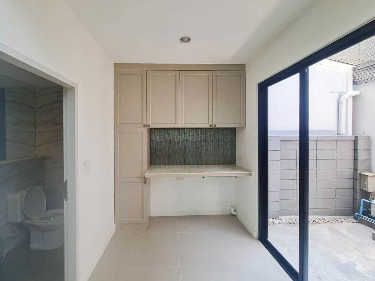 picture TownHome for Sale Nirvana Define Rama 9, 3 bedroom 21 sqw 235 sqm Near Ramkhamhaeng, Pattanakarn, Huamak, The Nine : SL25S-019 - 4/16