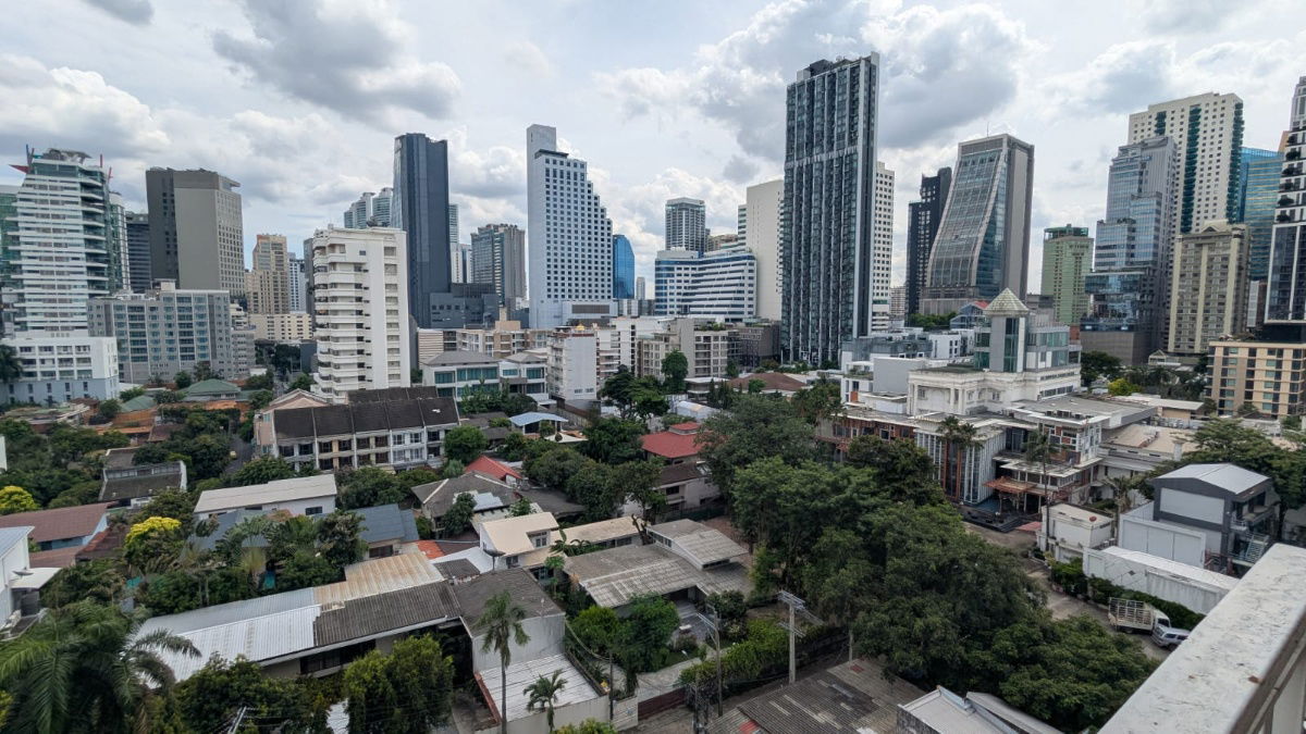 รูป คอนโดกว้างขวาง 2 ห้องนอน สำหรับขาย ที่ Baan Siri 31 - รูปที่ 3/14