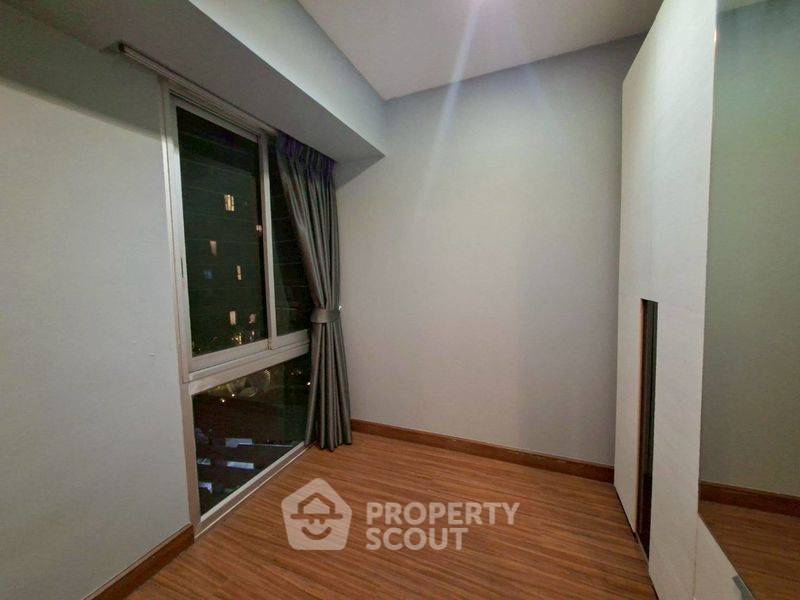 picture 2-BR Condo at My Resort Bangkok Condominium near MRT Phetchaburi (ID 2307902) - 12/18