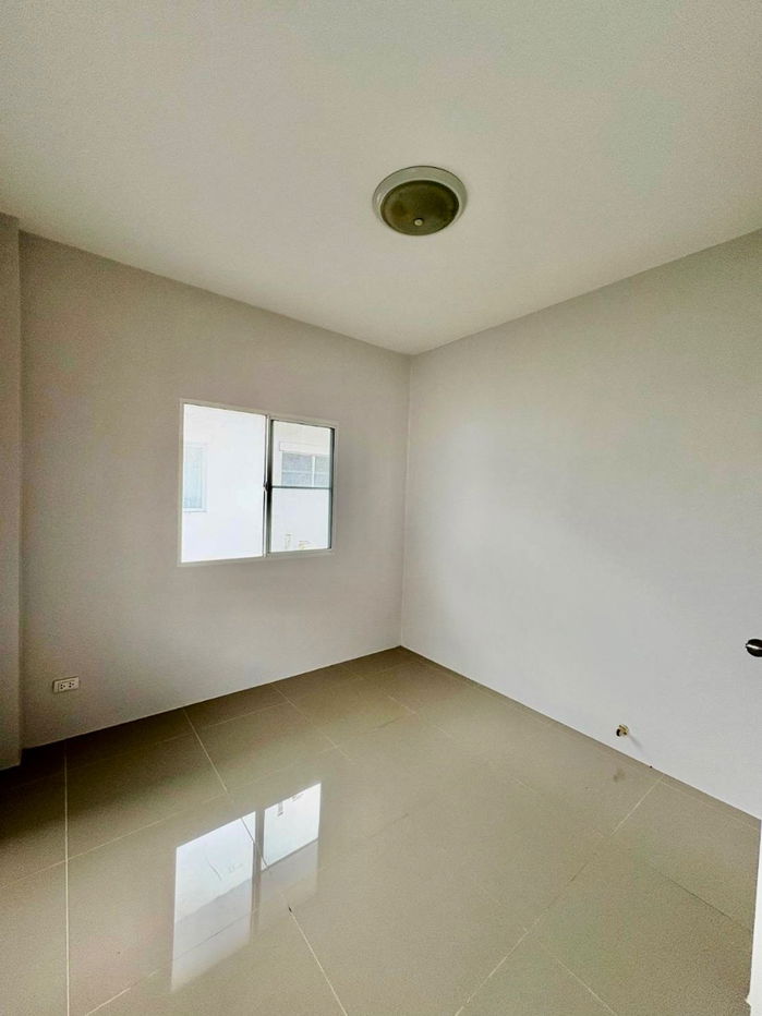 picture For Sale: 2-Storey Detached House – Lanceo Ramkhamhaeng–Wongwaen (Mistine) Just 15 minutes from Suvarnabhumi Airport - 28/37