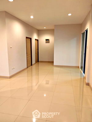 Houses for sale Pran Buri Prachaubkirikhan : 3-BR House in Wang Phong (ID 2307272)