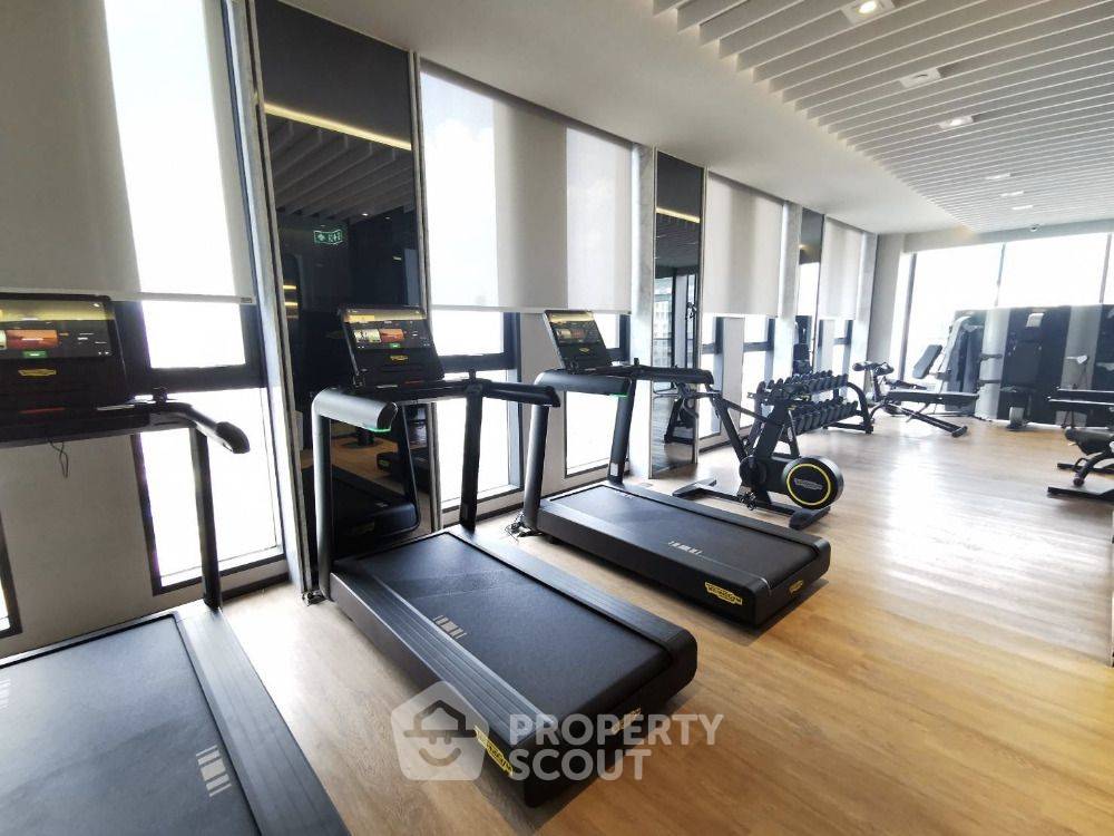 รูป คอนโด 1-ห้องนอน ที่ เดอะ รีเซิร์ฟ สาทร ใกล้ BTS ศาลาแดง (ID 998479) - รูปที่ 2/9