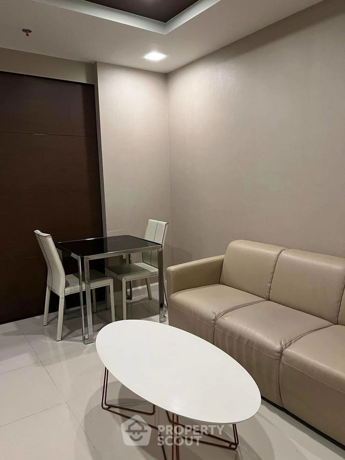 รูป คอนโด 1-ห้องนอน ที่ เดอะ เมโทรโพลิส สำโรง อินเตอร์เชนจ์ ใกล้ BTS สำโรง (ID 2304476) - รูปที่ 2/12