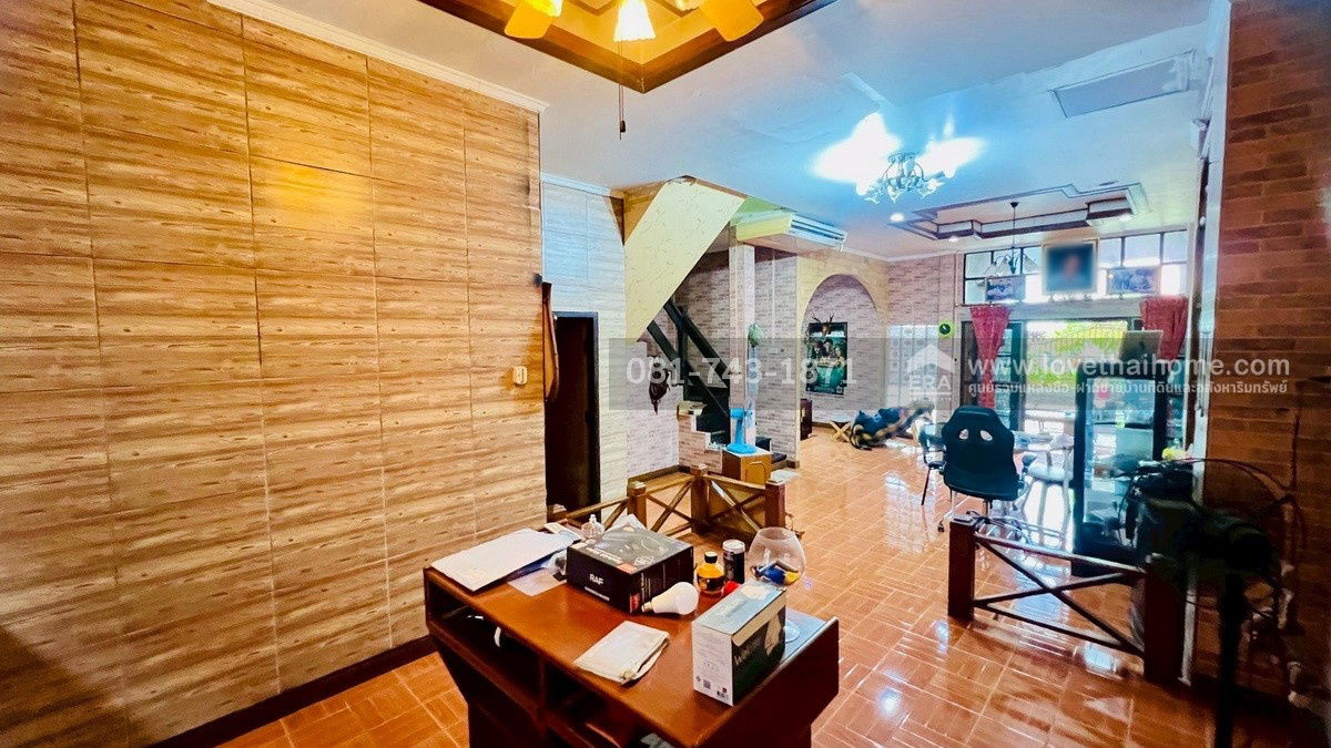 รูป ขายทาวน์เฮ้าส์ 2 ชั้น รังสิต-นครนายก64 หมู่บ้านชมฟ้า-วรางกูล คลอง2 แต่งสวยคุ้มเกินราคาขาย พื้นที่ 27 ตรว. หลังใหญ่ ขายต่ำกว่าราคาตลาด - รูปที่ 8/15