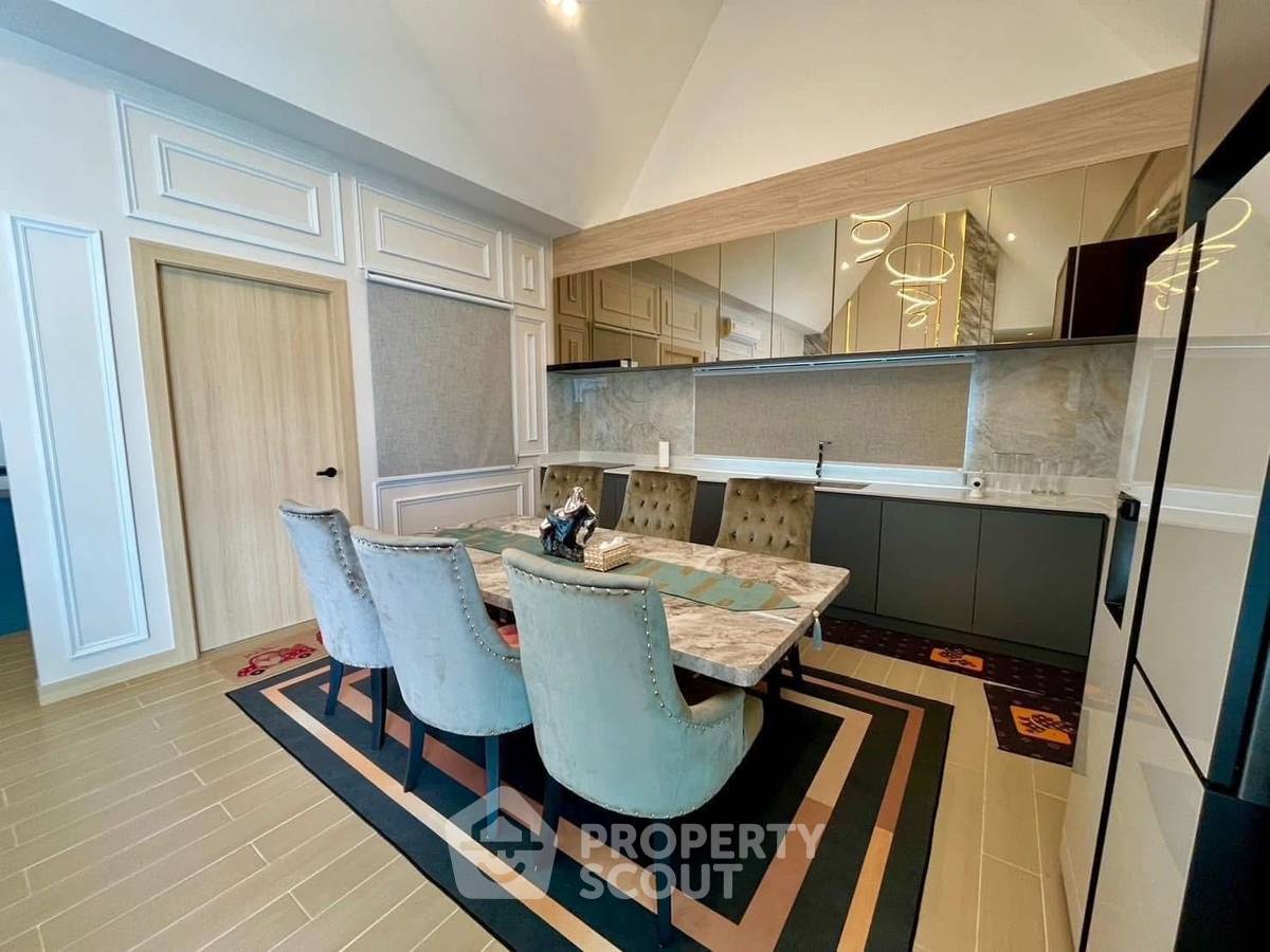 รูป วิลล่า 3-ห้องนอน ใกล้ เมืองพัทยา (ID 2144310) - รูปที่ 4/10