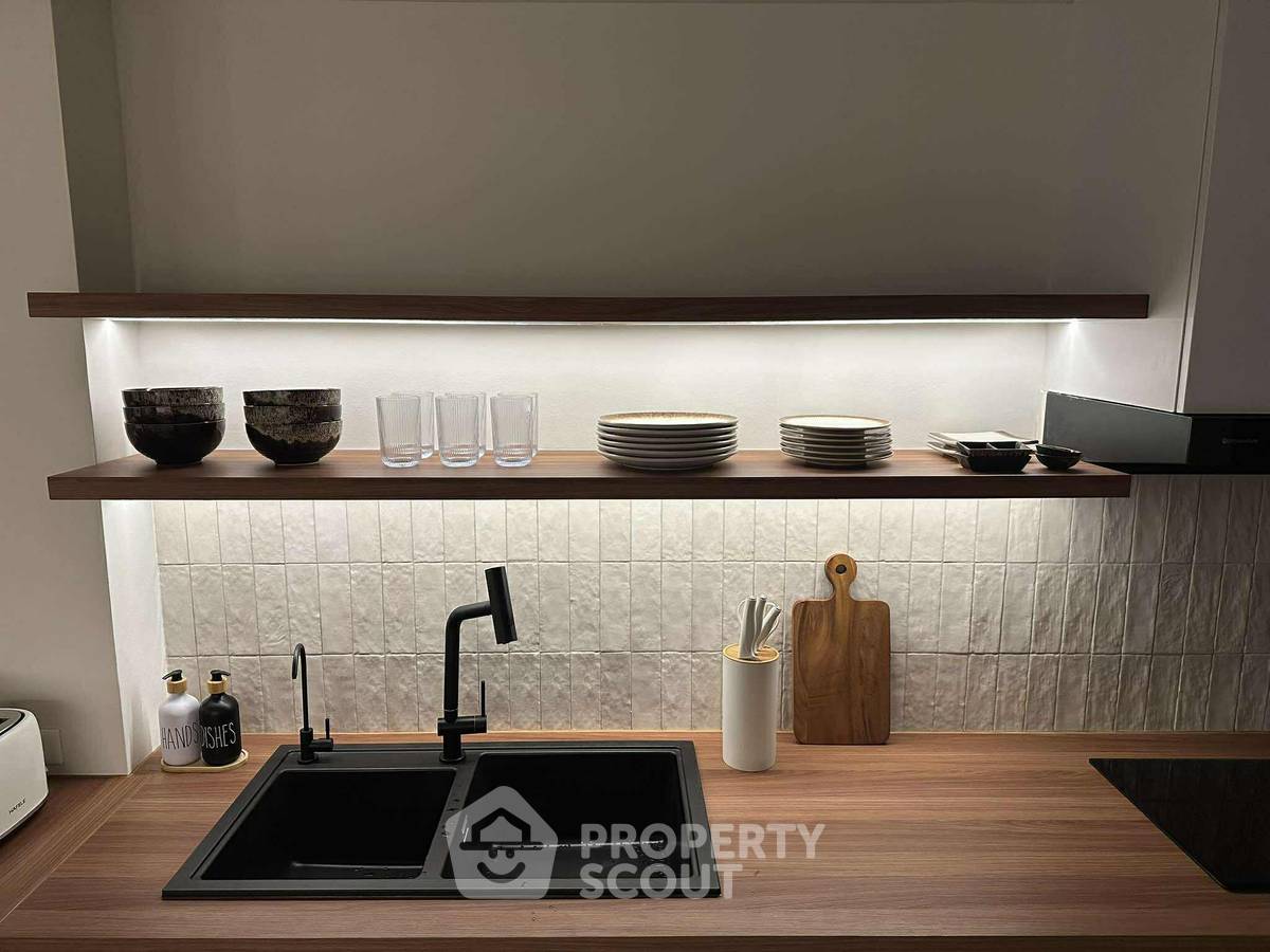 picture 3-BR Condo at Richmond Palace Condominium near BTS Phrom Phong (ID 2304529) - 11/13