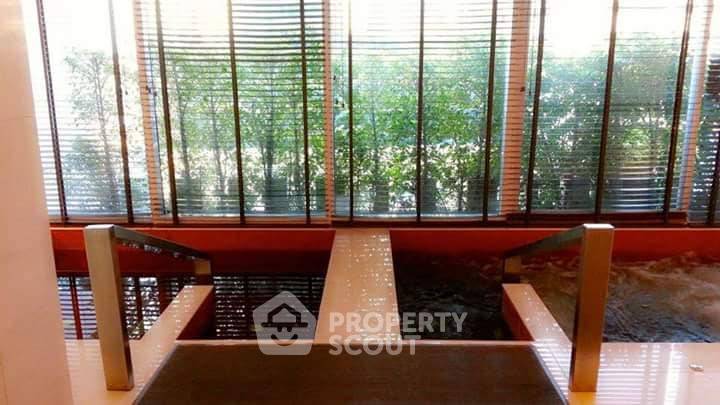 picture 1-BR Condo at Circle Condominium near MRT Phetchaburi (ID 375158) - 11/11