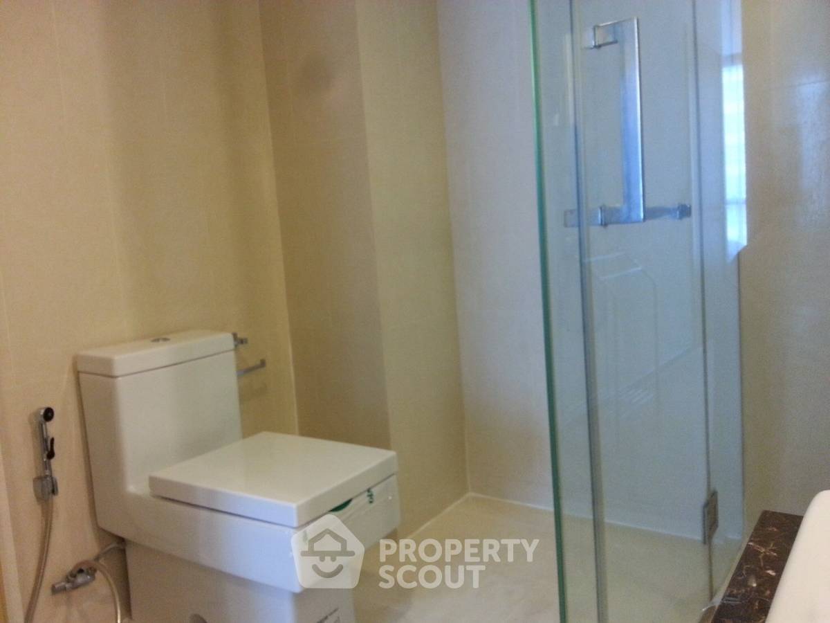 รูป คอนโด 1-ห้องนอน ที่ ไฮด์ สุขุมวิท 13 คอนโดมิเนี่ยม ใกล้ BTS นานา (ID 645181) - รูปที่ 9/14