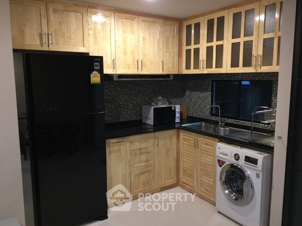 picture 3-BR Townhouse in Talat Bang Khen (ID 1651122) - 5/17