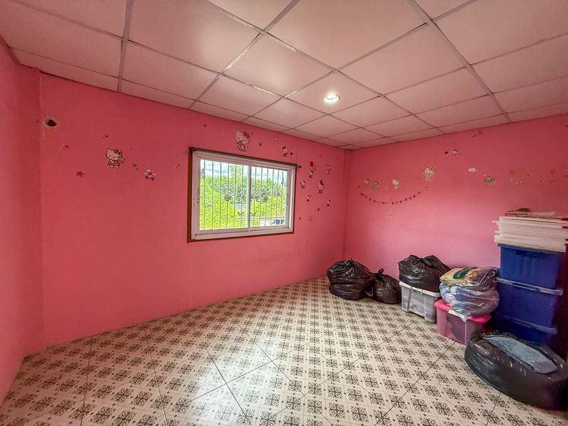 picture Beautiful plot of vacant land for sale with buildings in Suan Suea, Sriracha, Chonburi - 12/20