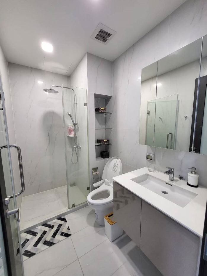 รูป Chewathai Residence Asoke ห้องสวย ราคาดี สอบถามเพิ่มเติมได้ที่ Line @condorental - รูปที่ 10/11