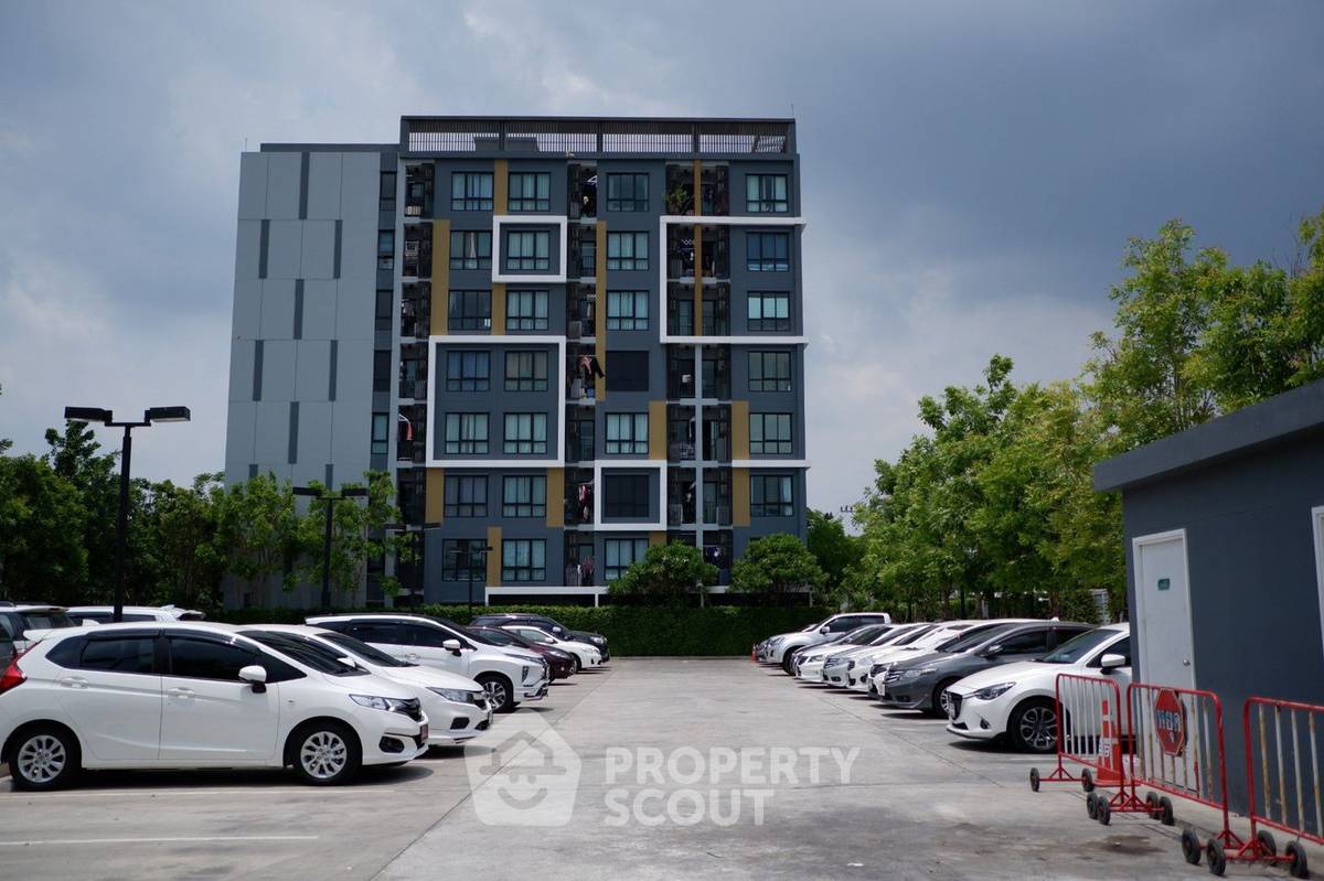 picture 1-BR Condo at ICondo Serithai Green Space in Khlong Kum (ID 1469039) - 2/6
