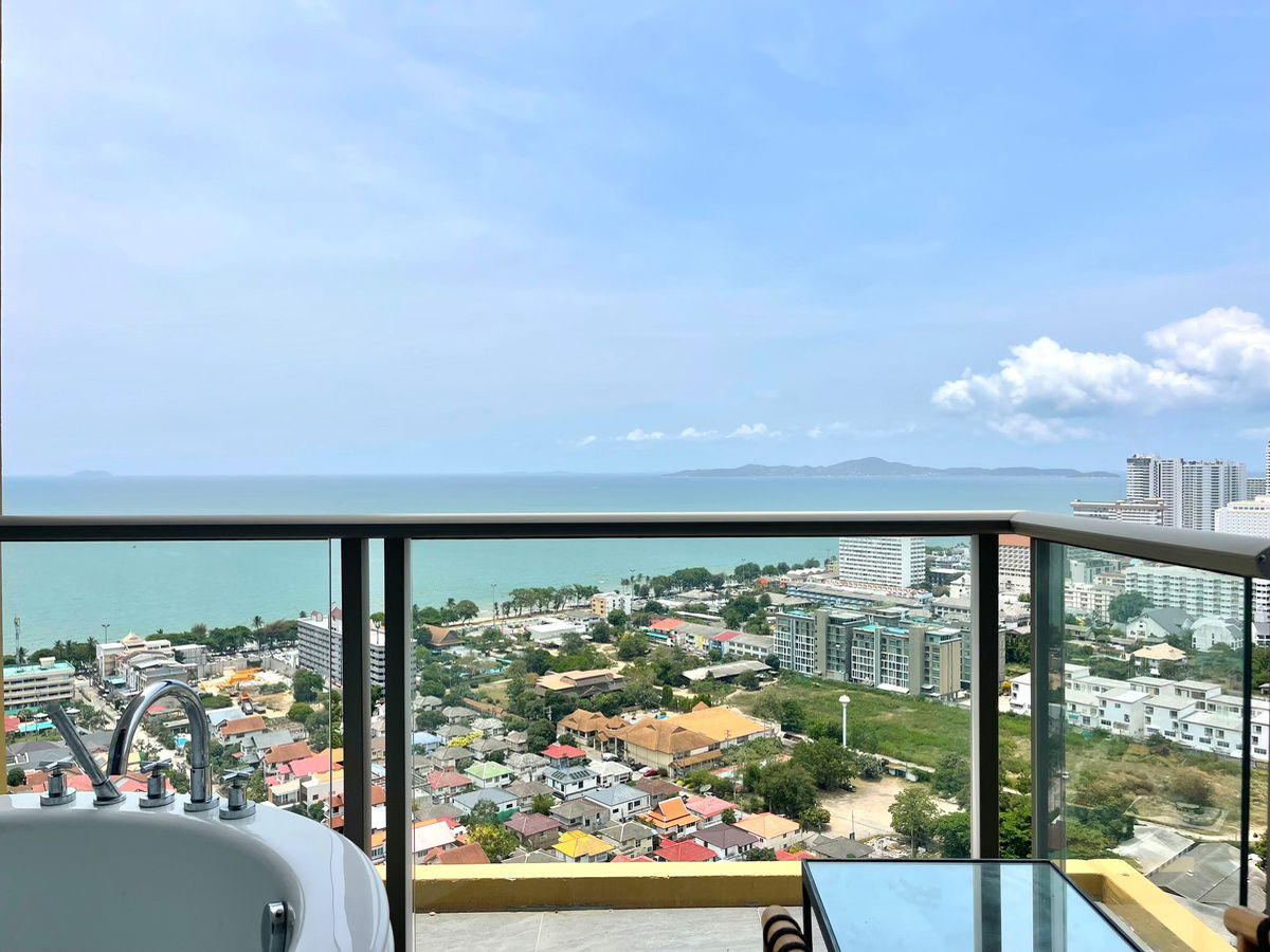 picture For rent The Riviera Ocean Drive Corner room Direct SeaView  - 1/26