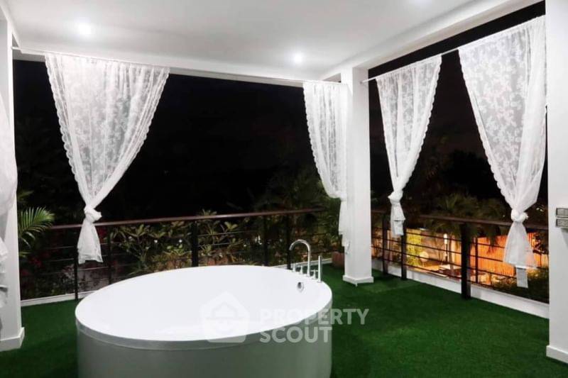 รูป วิลล่า 5-ห้องนอน ใน นาจอมเทียน (ID 1860144) - รูปที่ 2/13