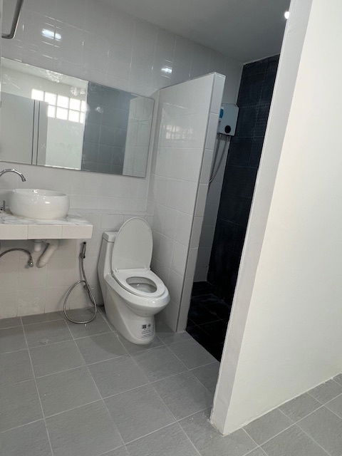 รูป บ้านเดี่ยว 2 ชั้น ซอยพหลโยธิน48 พื้นที่ใช้สอย400 ตรม 74ตรว.ห่างรถไฟฟ้าเพียง950ม. - รูปที่ 18/20