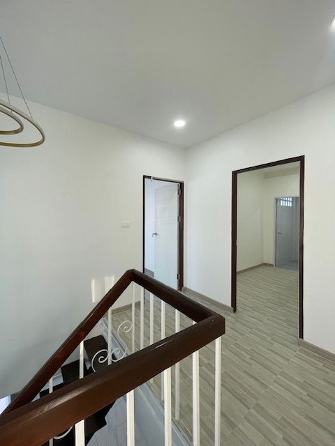 รูป บ้านเดี่ยว 2 ชั้น ซอยพหลโยธิน48 พื้นที่ใช้สอย400 ตรม 74ตรว.ห่างรถไฟฟ้าเพียง950ม. - รูปที่ 9/20