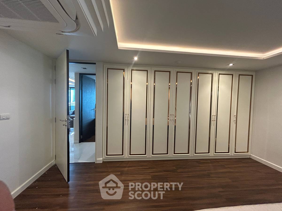 picture 3-BR Condo at Fairview Tower near BTS Asok (ID 2304174) - 15/25