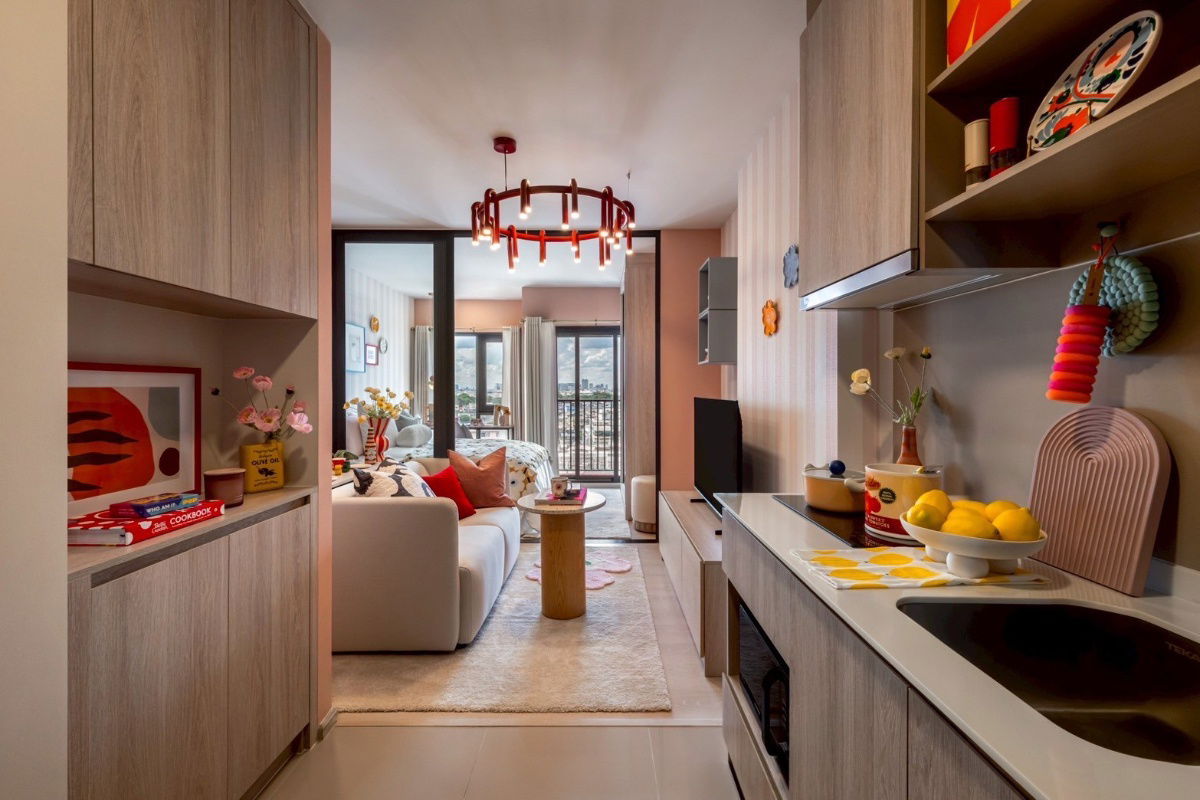 picture 𝐅𝐋𝐎 𝐛𝐲 𝐒𝐚𝐧𝐬𝐢𝐫𝐢 • 𝐋𝐨𝐟𝐭 𝐔𝐧𝐢𝐭𝐬 with high ceilings for an elevated sense of luxury Starting from only 𝟑.𝟎𝟗 MB* - 5/18