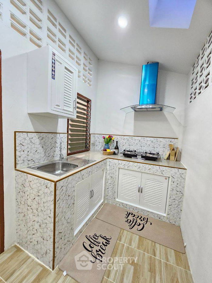 picture 2-BR House at Chokchai Village 4 close to East Pattaya (ID 2135218) - 7/13