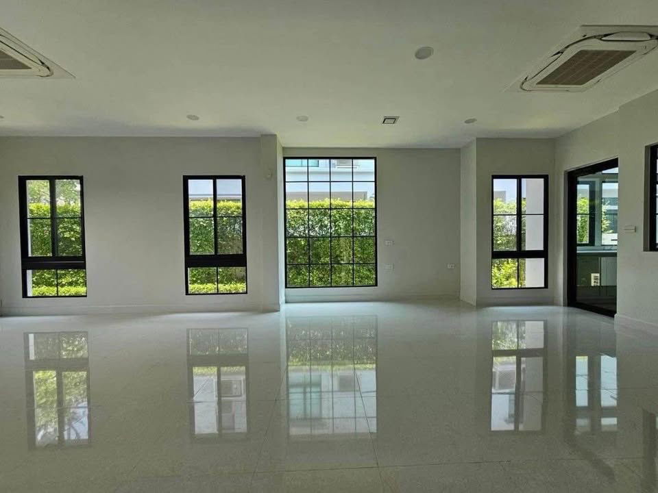 picture For rent, the newest luxury detached house in the Nantawan Pinklao-Kanchana project, Super luxury 2 floors. - 10/26