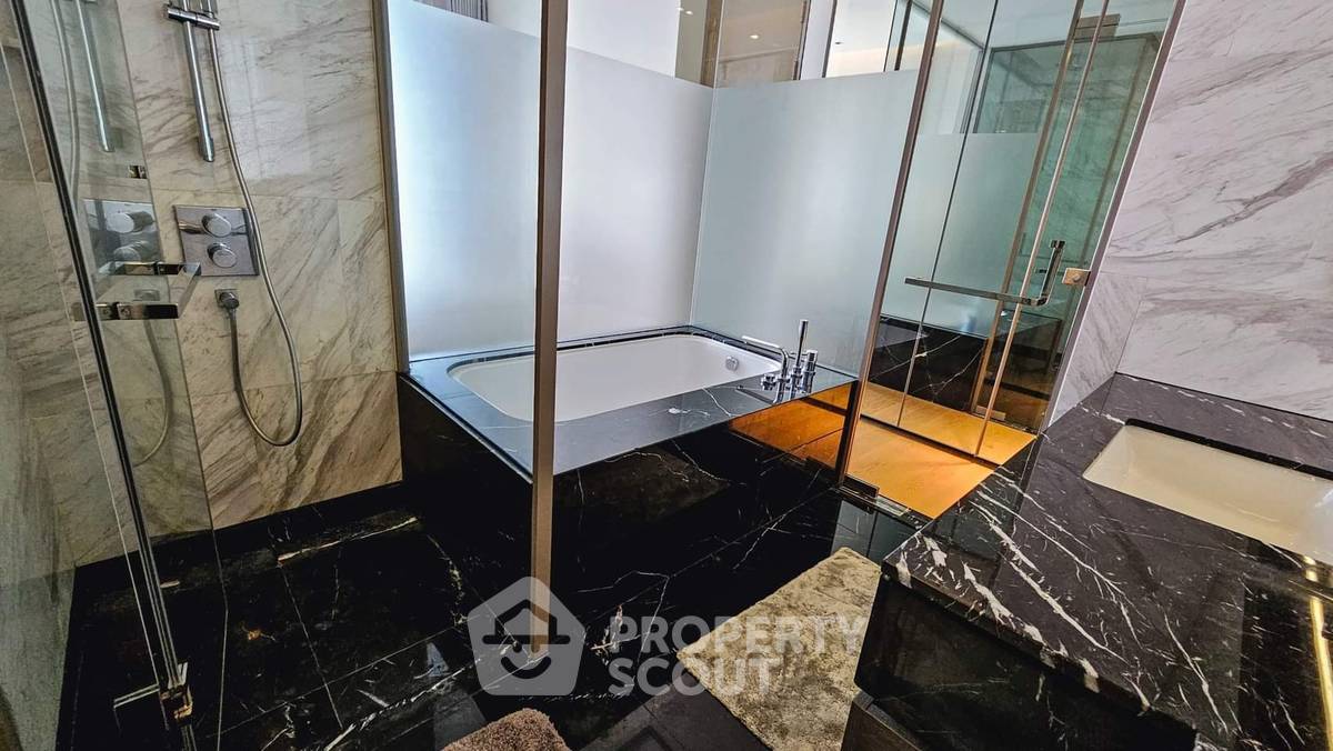 รูป คอนโด 1-ห้องนอน ที่ ศาลาแดง วัน ใกล้ MRT สีลม (ID 1372709) - รูปที่ 23/23