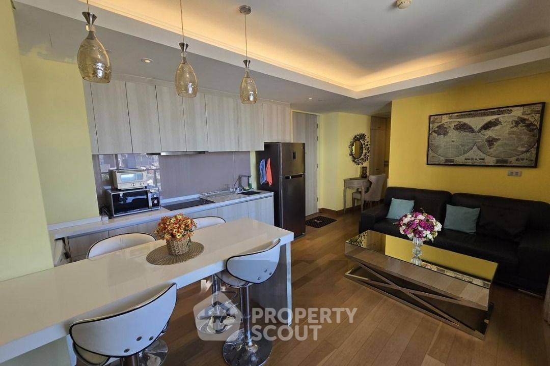 picture 2-BR Condo at The Lumpini 24 near BTS Phrom Phong (ID 1895455) - 3/17