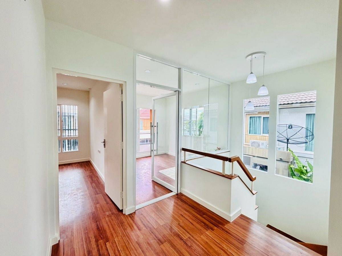 picture  Beautiful house for sale, good price!!! Chaiyaphruek Village Ramindra-Phraya Suren - 7/9