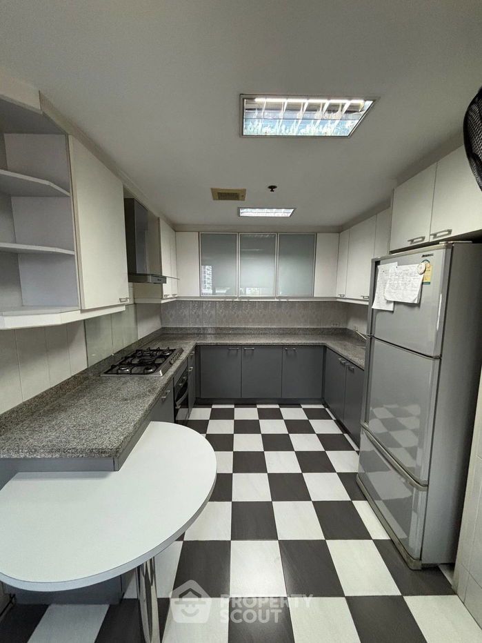 picture 4-BR Condo at Promsuk Condominium near BTS Thong Lor (ID 2307764) - 6/16