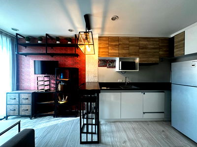 Condos for rent Muang Chiang Mai Chiang Mai : For Rent Palm Spring Fountain condo Chiang Mai 