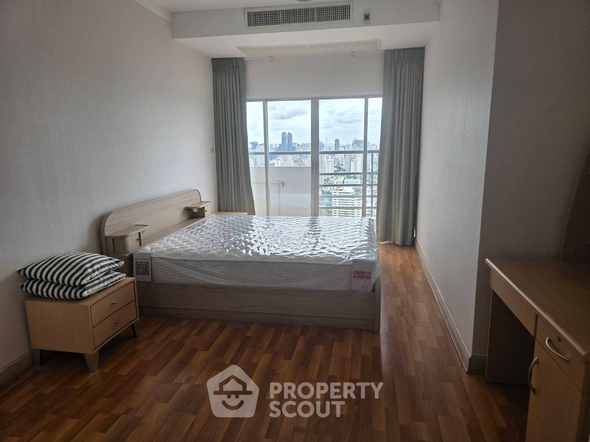 picture 3-BR Condo at The Waterford Diamond Tower Sukhumvit near BTS Phrom Phong (ID 825458) - 16/20