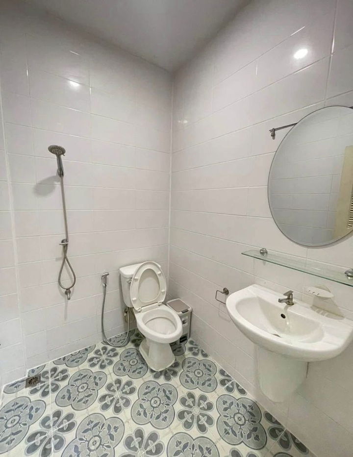 รูป 🏡 ให้เช่าทาวน์โฮม 2 ชั้น หนองหอย รีโนเวทใหม่ – ใกล้เมือง เดินทางสะดวก! - รูปที่ 10/13
