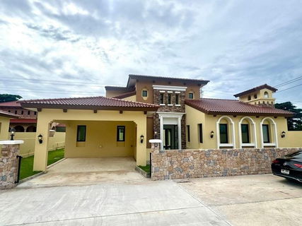 ขายบ้านเดี่ยวพัทยา โครงการ ณุศา ชีวานี นาจอมเทียน สัตหีบ ชลบุรี 