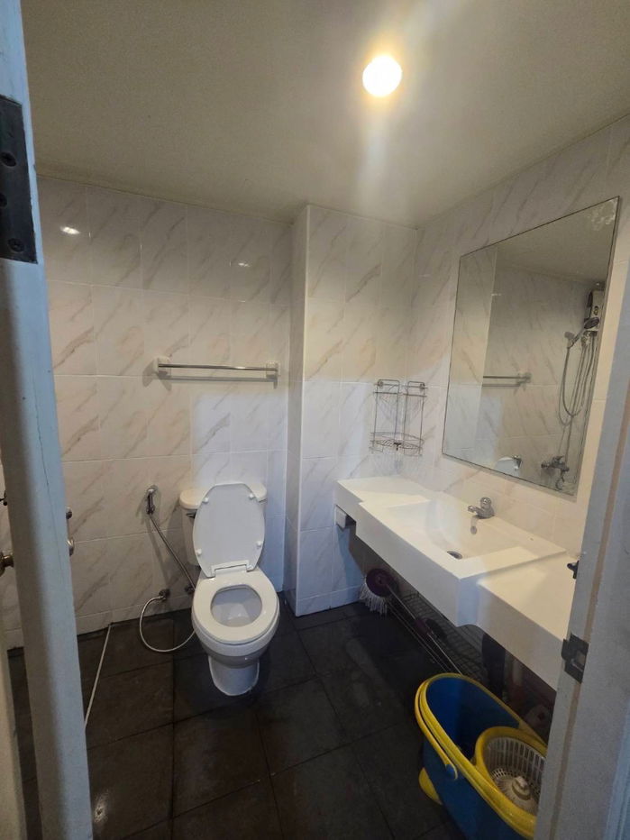 picture For rent: Lumpini Place Ratchada-Tha Phra, beautiful, cheap, ready to move in, near BTS Talat Phlu. Interested? Add Line: @841qqlnr - 10/10