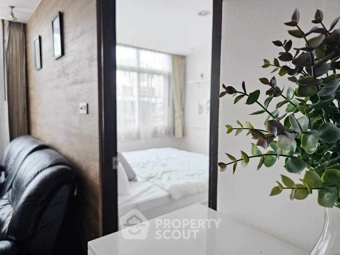 picture 1-BR Condo at J.W. Boulevard Srivara Condominium in Phlapphla (ID 2307336) - 16/23