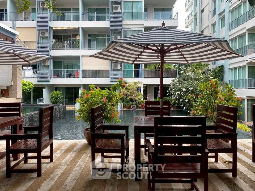 picture 1-BR Condo at Diamond Suites Resort close to Pattaya South (ID 2306181) - 3/17