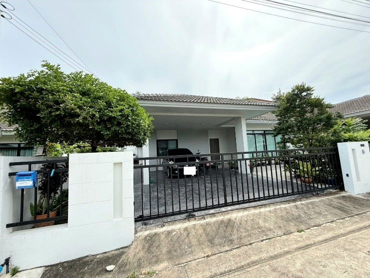 รูป ขายบ้านเดี่ยวชั้นเดียว ขนาด 85 ตร.วา โซนมาบตาพุด หมู่บ้านสายลมเย็น พาราไดซ์


 - รูปที่ 1/10