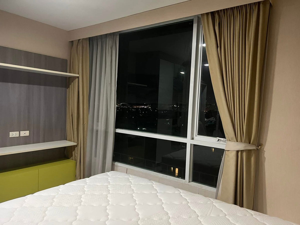 picture ADD line id : @cutecondo available to touring please make appointment here - 10/11