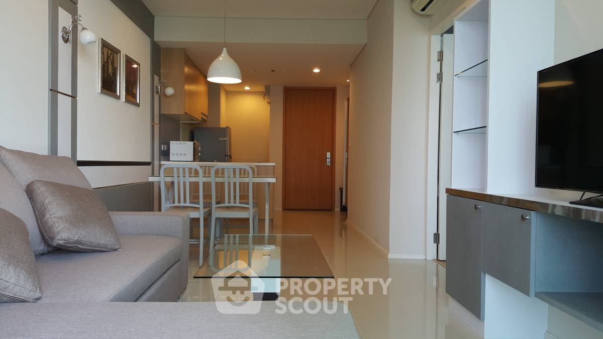 รูป คอนโด 1-ห้องนอน ที่ วิลล่า อโศก ใกล้ MRT เพชรบุรี (ID 883847) - รูปที่ 1/9