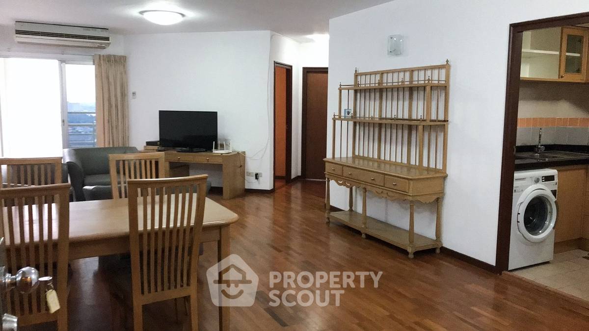 picture 3-BR Condo at SV City Rama 3 Condominium close to Phra Ram 3 (ID 2306039) - 3/20