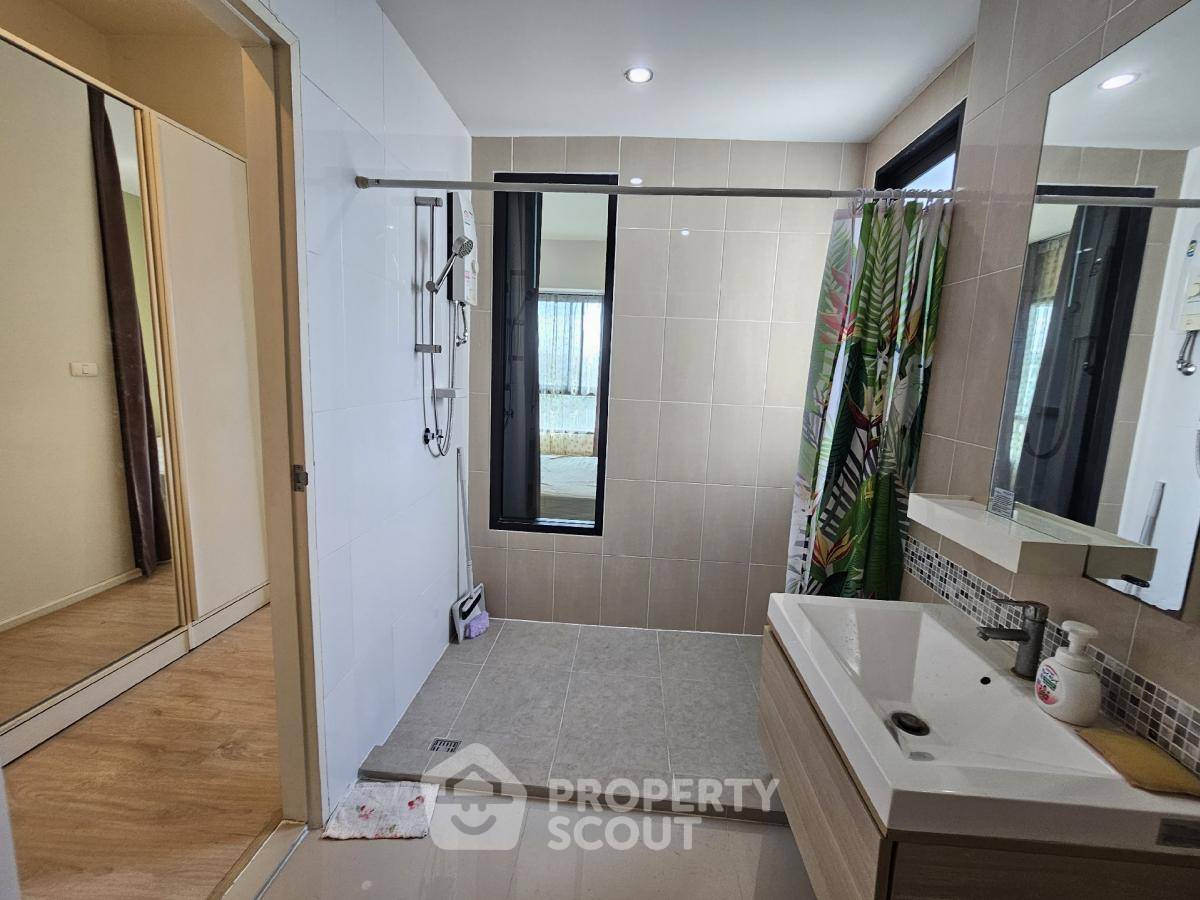 picture 2-BR Condo at S1 Condominium Rama 9 in Suan Luang (ID 2013365) - 5/18
